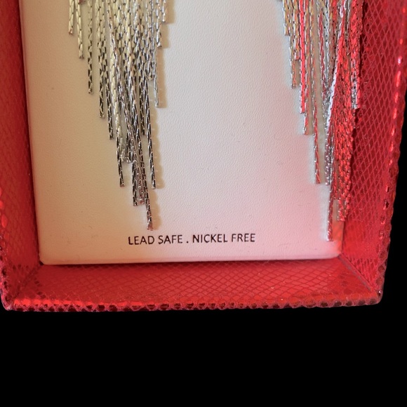 House of Harlow - Picture 2 of 4